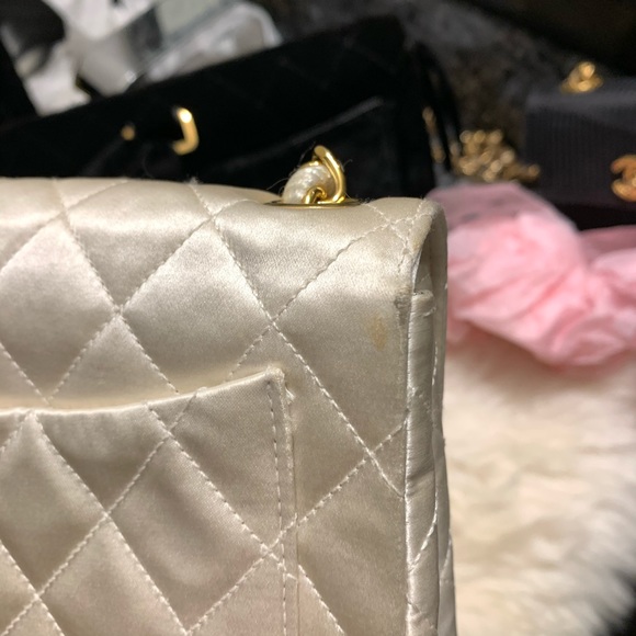 Vintage Chanel 24k white satin mini square flap - Picture 13 of 16